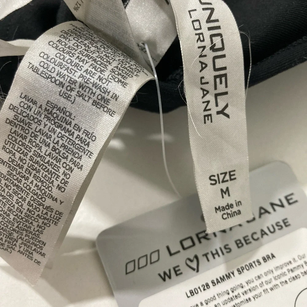 Lorna Jane Classic Black Sports Bra NWT - Picture 7 of 9